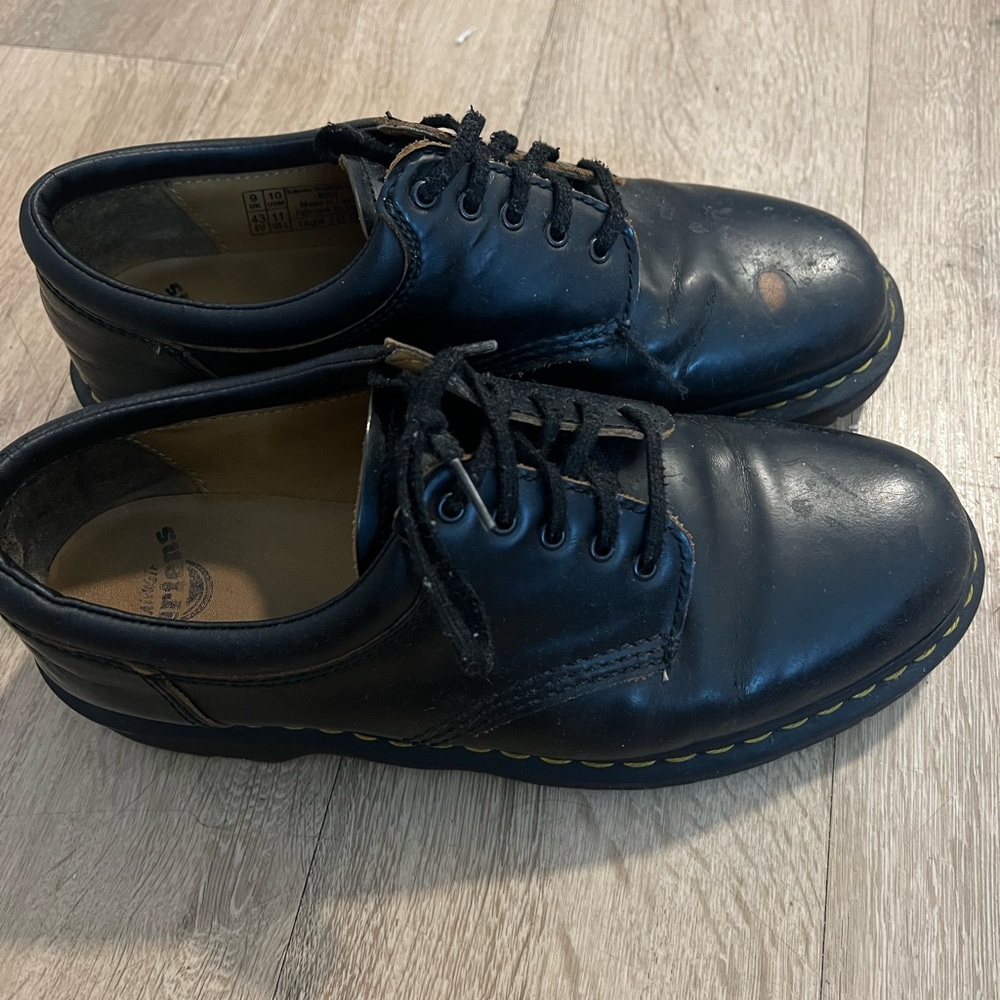 Doc Marten Leather Men's Lace-Up Shoes